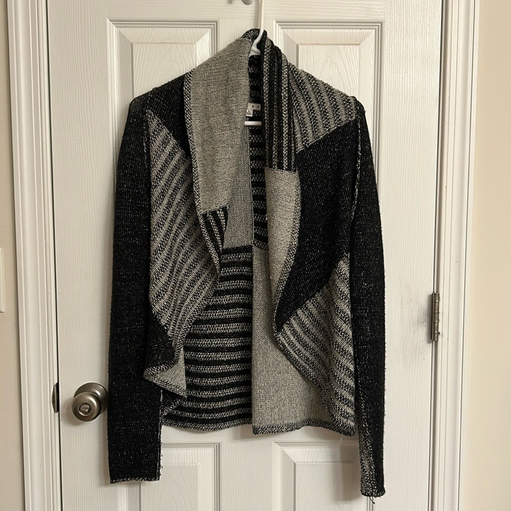 CAbi #483 Patchwork Black Gray Open Front Shawl Cardigan Wool-Blend Size Large